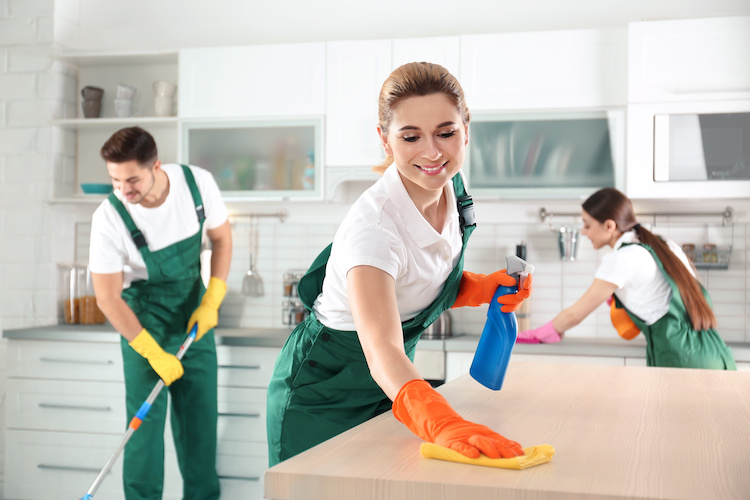 How to Choose The Right House Cleaning Service