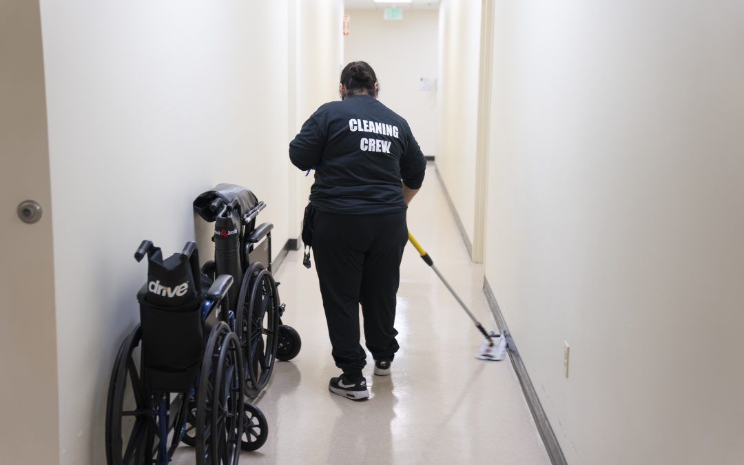 The Benefits of Outsourcing Healthcare Terminal Cleaning