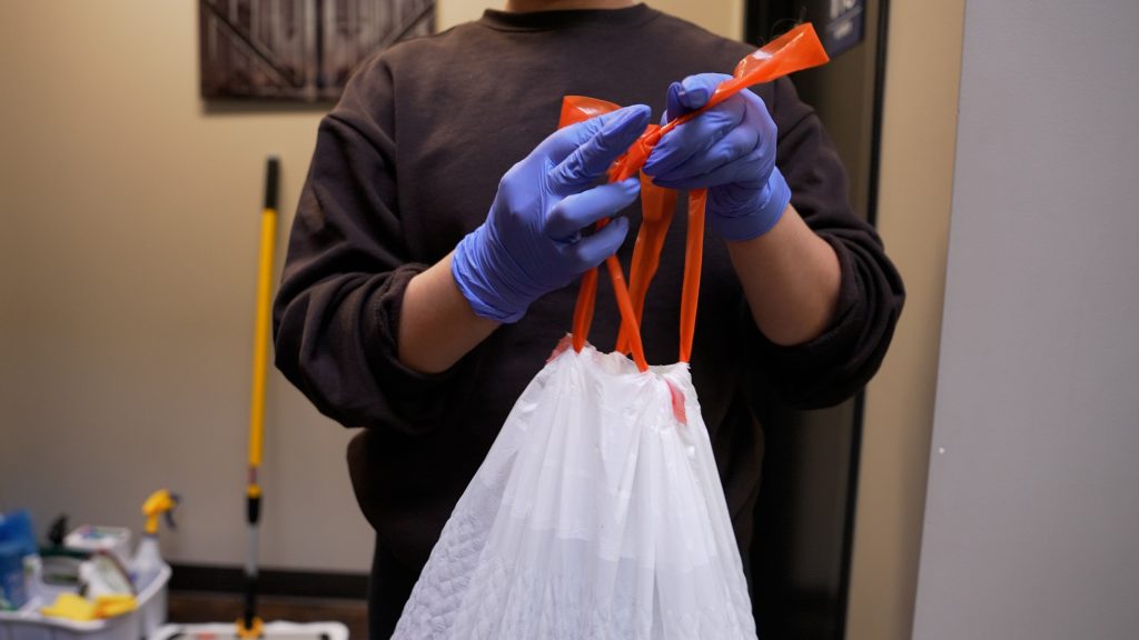 temporary cleaning staff service